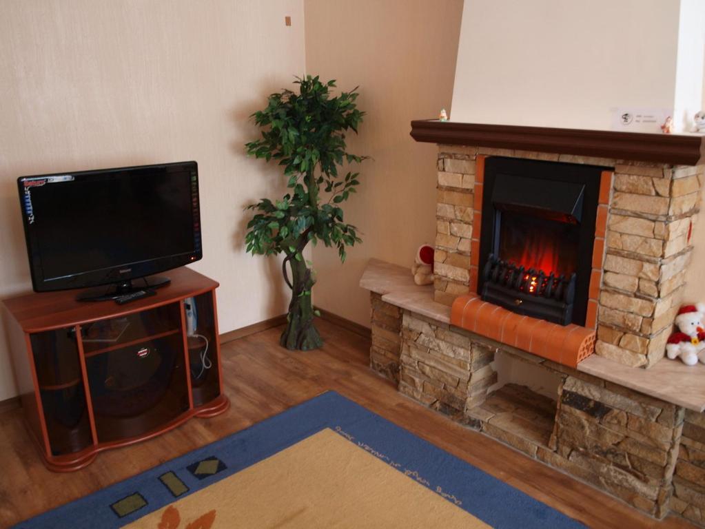 Rent Zhytomyr Apart Apartment Room photo